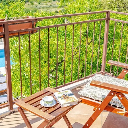 House On The Rock By Guide *