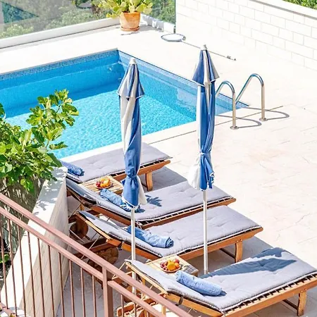 Villa House On The Rock By Guide Oslje